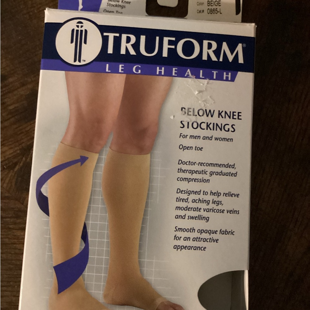 Beige Below Knee Stockings for Men & Women 20-30 mmHg compression